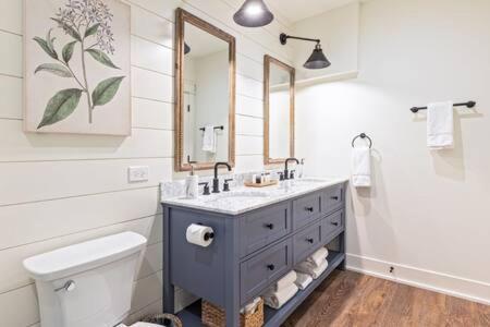 Downtown Luxury Farmhouse Apartment #4 West Dundee Екстер'єр фото